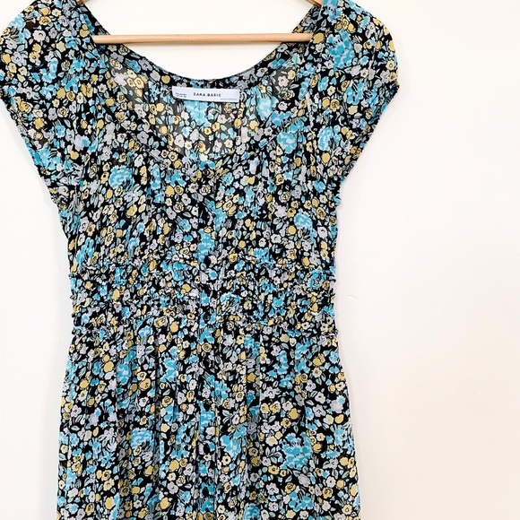 Zara Dresses & Skirts - Zara Floral Dress